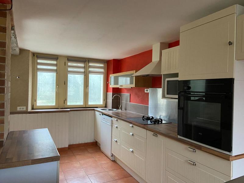 Maison - 168 m² - 8 pièces