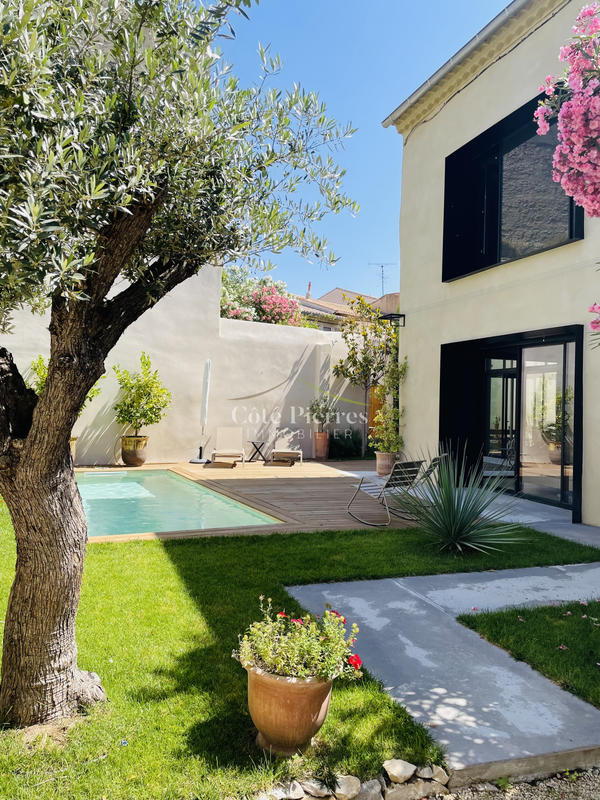 Maison - 195 m² - 5 pièces