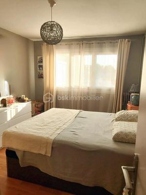 Appartement - 65 m² - 4 pièces