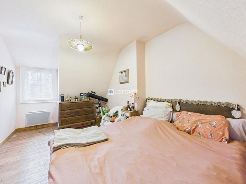 Maison traditionnelle - 70 m² - 4 pièces