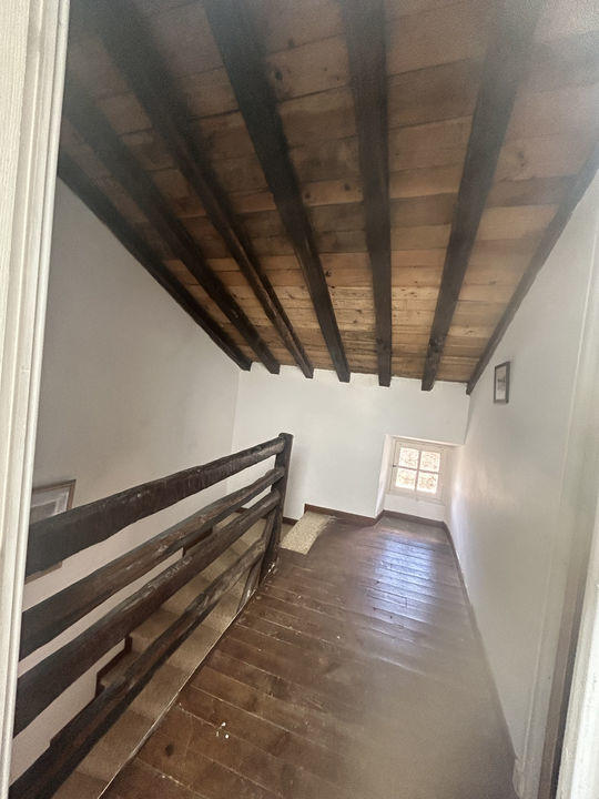 Maison - 90 m² - 7 pièces