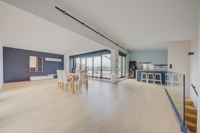 Maison - 149 m² - 5 pièces