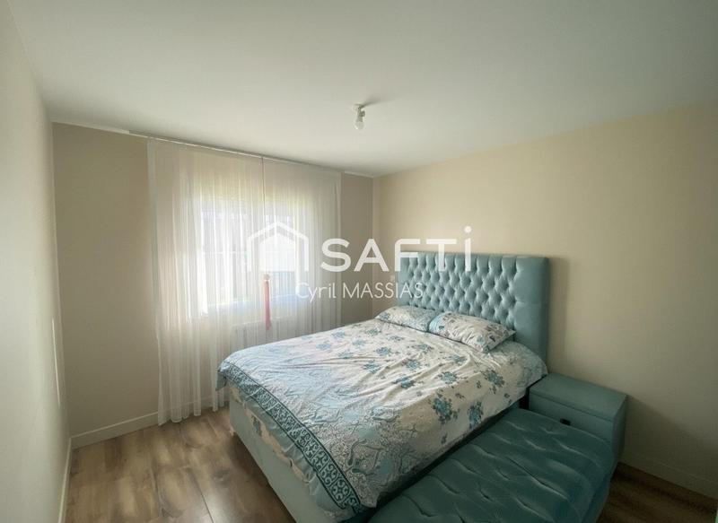 Maison - 95 m² - 5 pièces