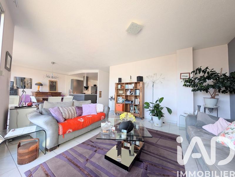 Appartement - 85 m² - 3 pièces