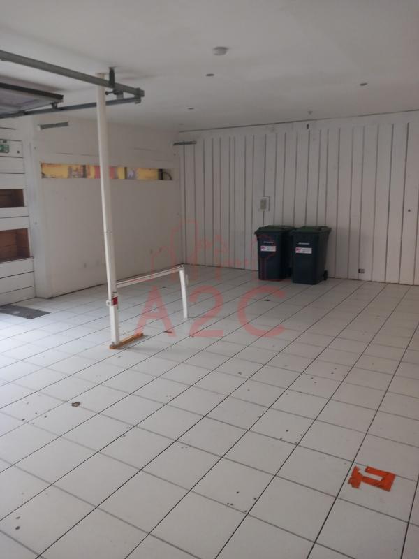 Local commercial - 160 m²