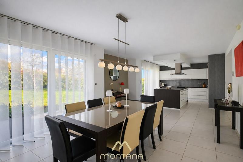 Maison contemporaine - 156 m² - 6 pièces