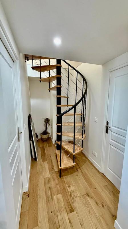 Appartement - 76 m² - 6 pièces