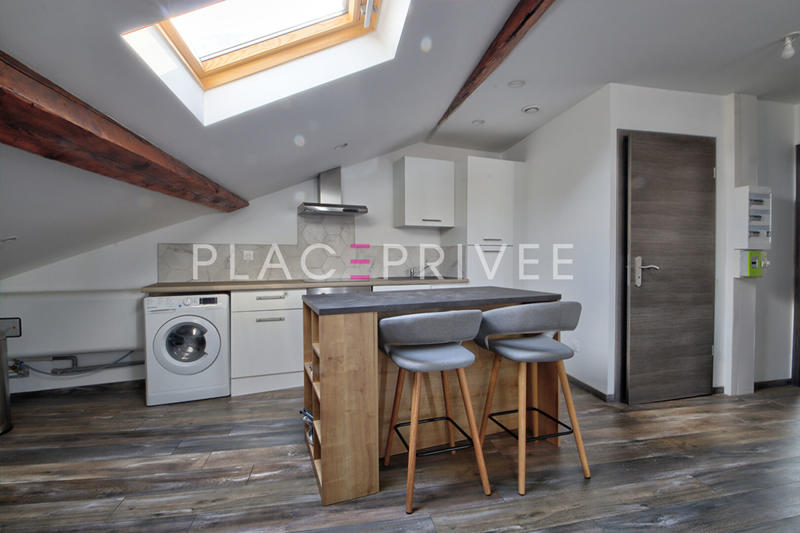 Appartement - 77 m² - 3 pièces