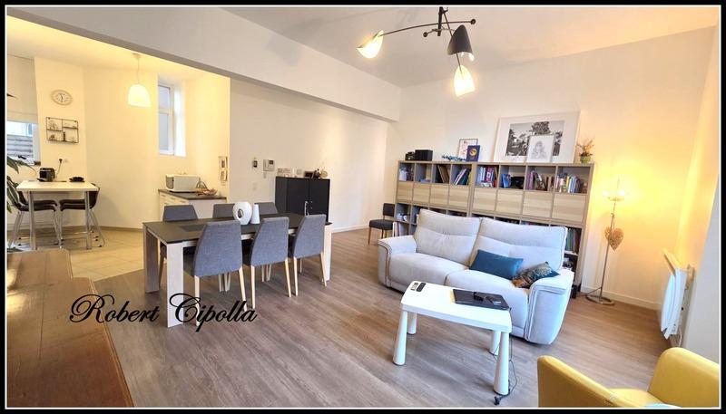 Appartement - 82 m² - 4 pièces