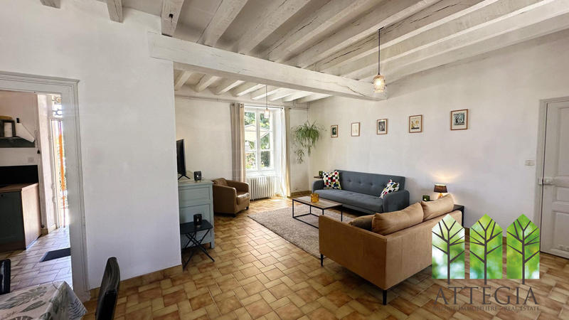 Maison - 317 m² - 14 pièces