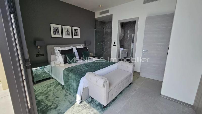 Villa - 167 m² - 6 pièces