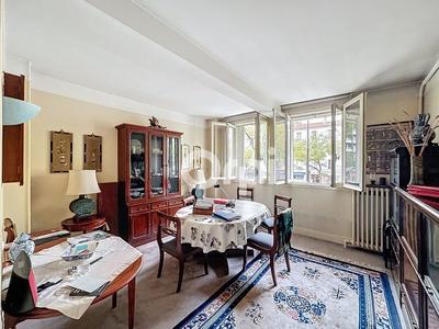 Appartement - 110 m² - 6 pièces