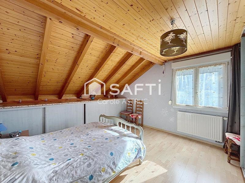 Maison - 138 m² - 5 pièces