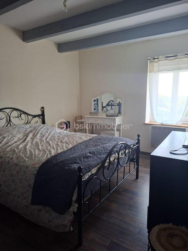 Maison en pierre - 74 m² - 3 pièces