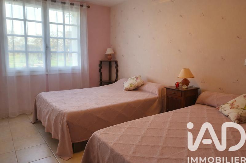 Maison - 200 m² - 8 pièces