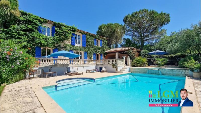 Villa - 155 m² - 5 pièces