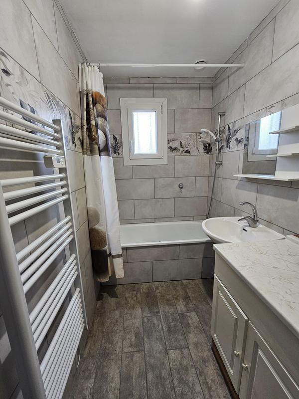 Maison - 104 m² - 5 pièces