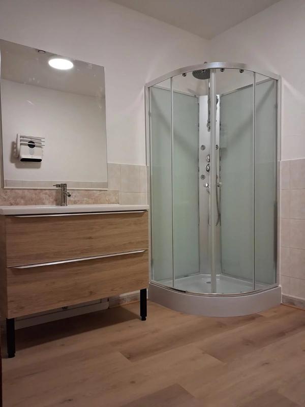 Appartement - 75 m² - 3 pièces