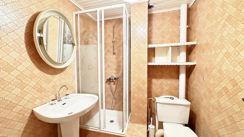 Maison - 210 m² - 8 pièces