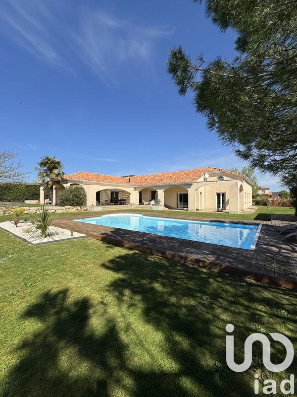 Maison de maîtres - 260 m² - 10 pièces