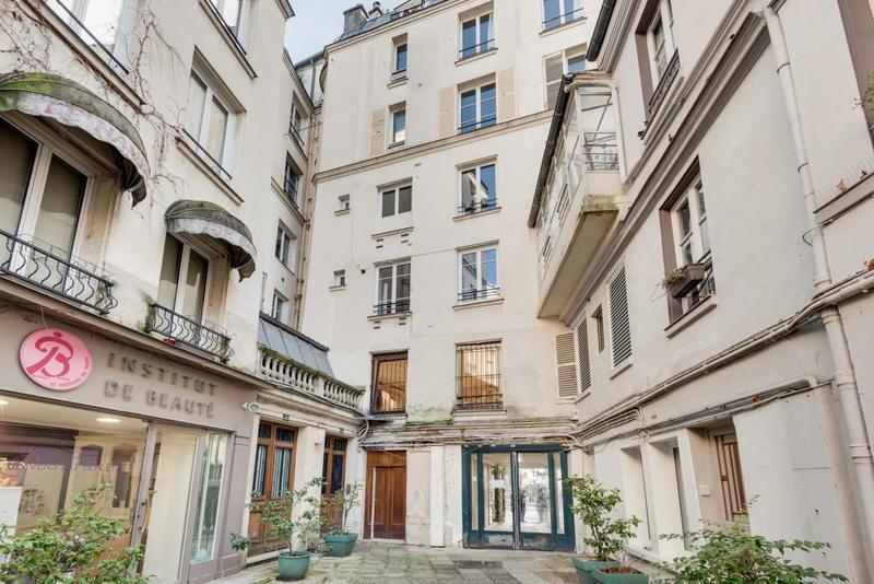 Studio - 12 m² - 1 pièce