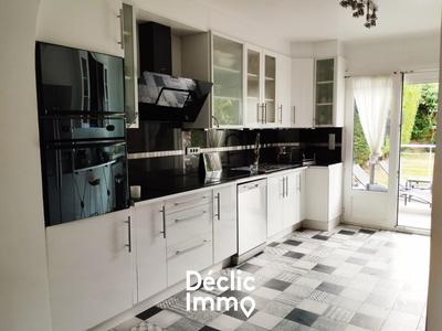 Maison - 135 m² - 6 pièces