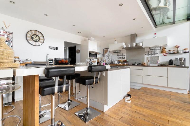 Maison - 141 m² - 4 pièces