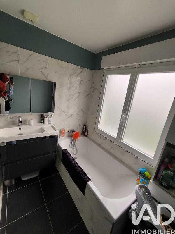 Maison - 98 m² - 5 pièces