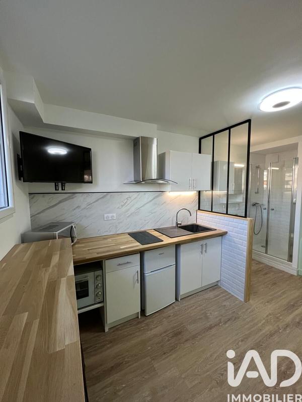 Studio - 12 m² - 1 pièce