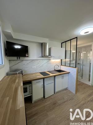 Studio - 12 m² - 1 pièce