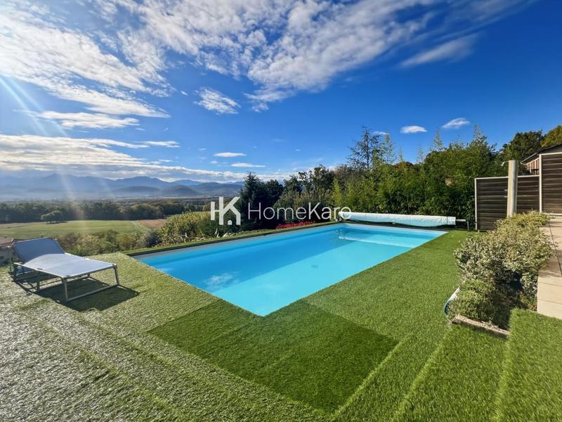 Maison - 180 m² - 7 pièces