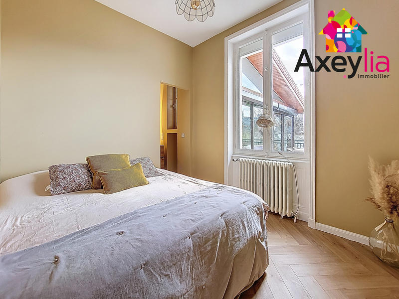 Maison - 104 m² - 5 pièces