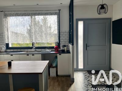 Maison - 170 m² - 8 pièces