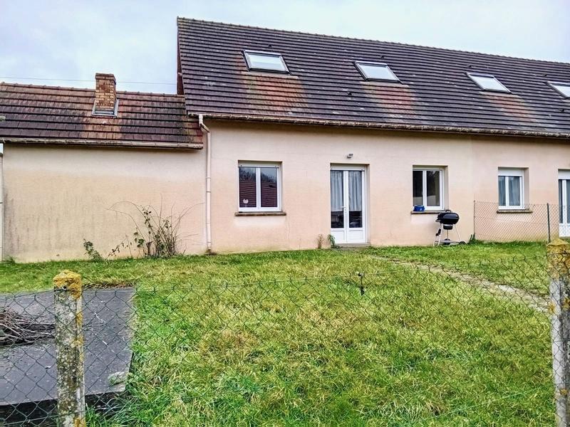Maison traditionnelle - 85 m² - 3 pièces