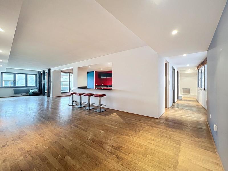 Appartement - 141 m² - 4 pièces