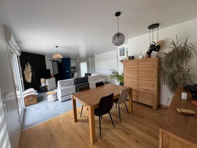 Maison - 109 m² - 6 pièces