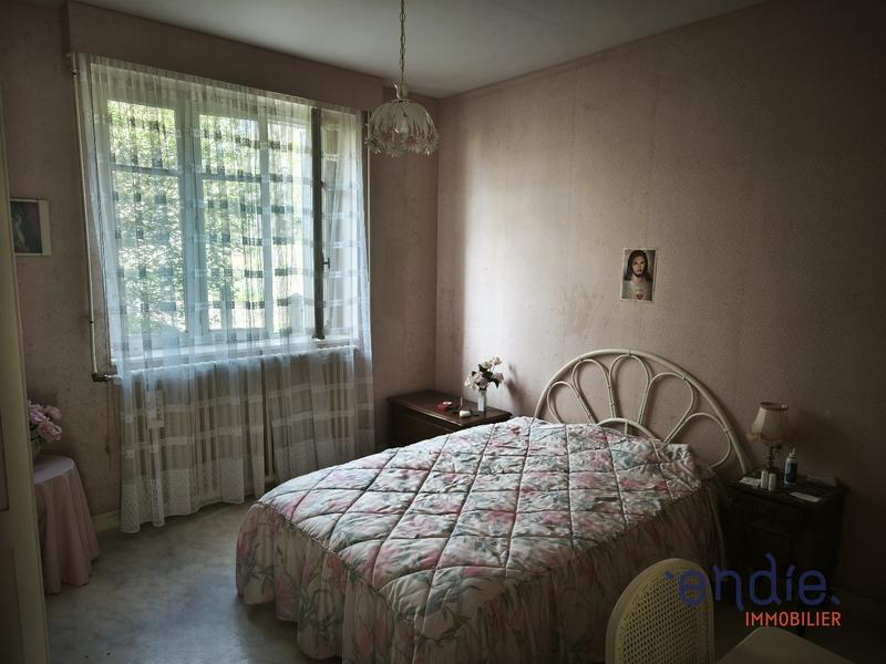 Maison - 185 m² - 8 pièces