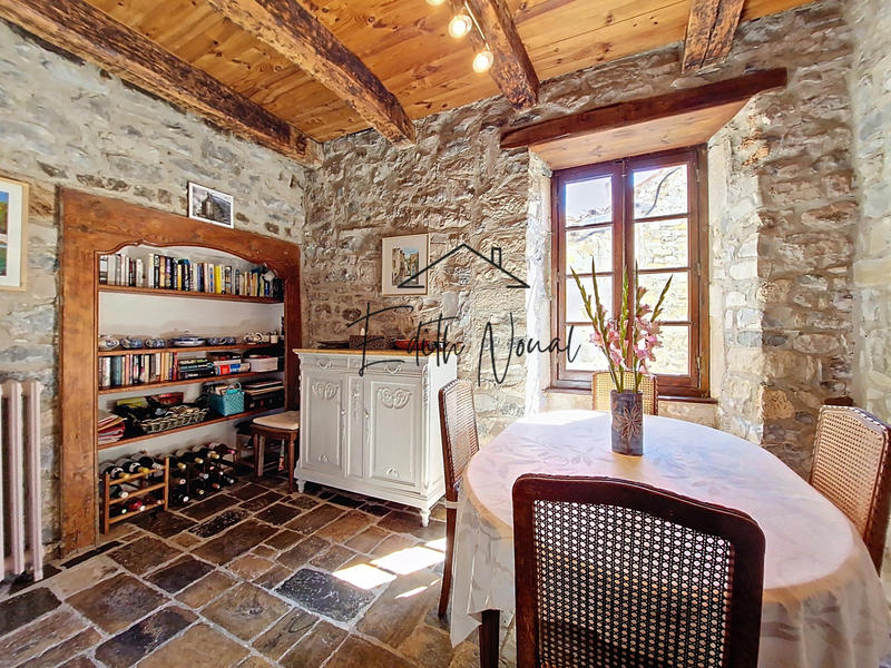 Maison de village - 79 m² - 3 pièces