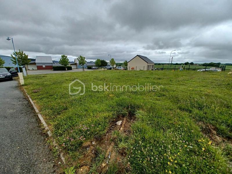 Terrain constructible - 794 m²