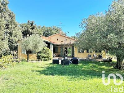 Maison - 138 m² - 6 pièces