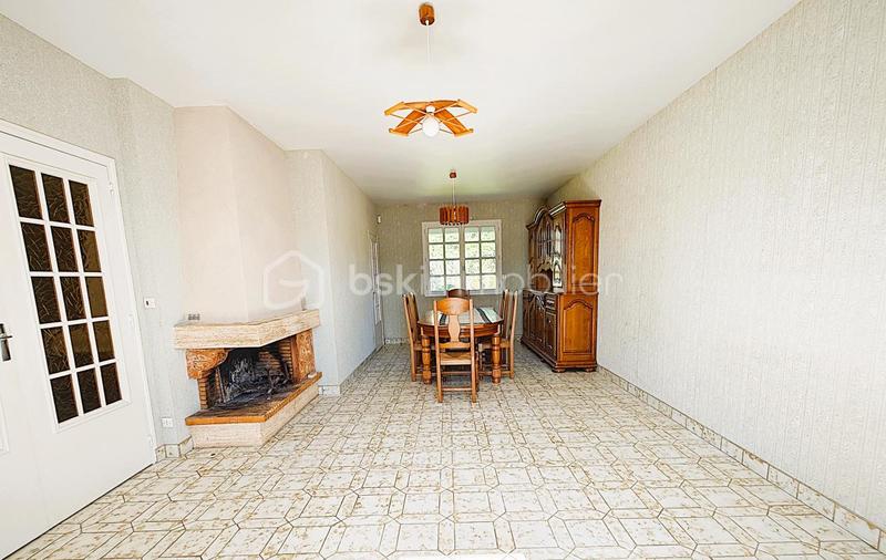 Maison traditionnelle - 100 m² - 5 pièces