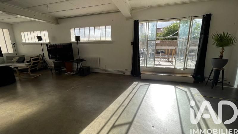 Loft - 245 m² - 5 pièces