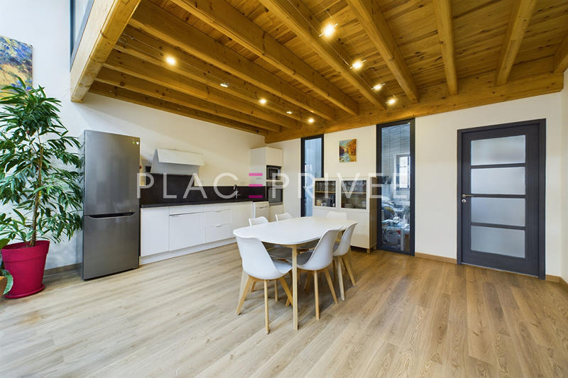 Appartement - 96 m² - 4 pièces