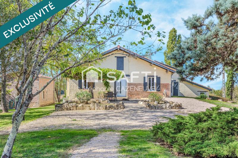 Maison - 440 m² - 11 pièces