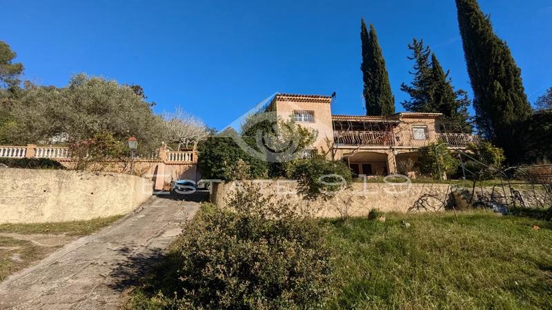 Villa - 102 m² - 4 pièces