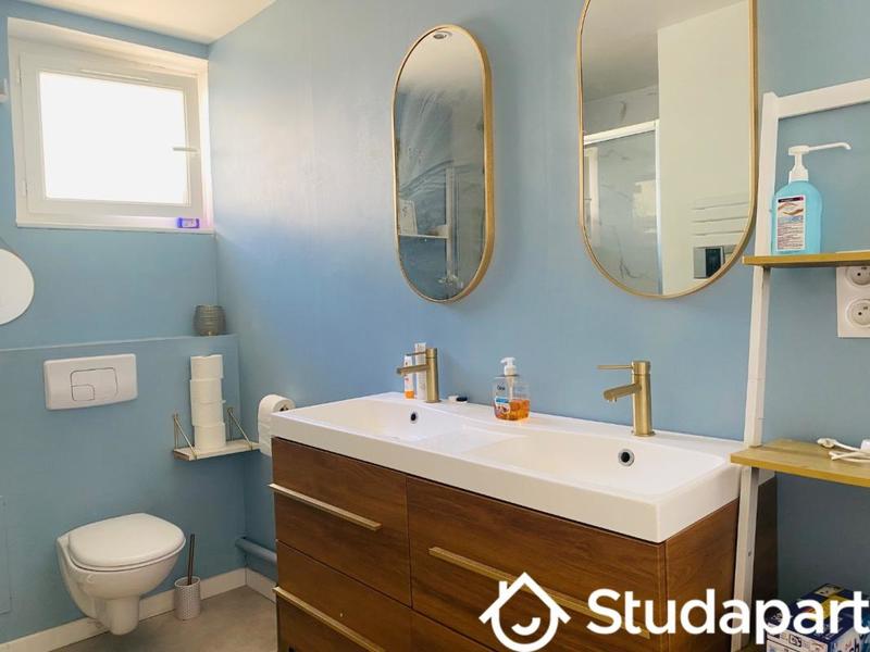 Chambre - 11 m² - 1 pièce