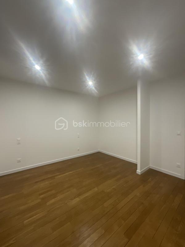 Appartement - 110 m² - 4 pièces