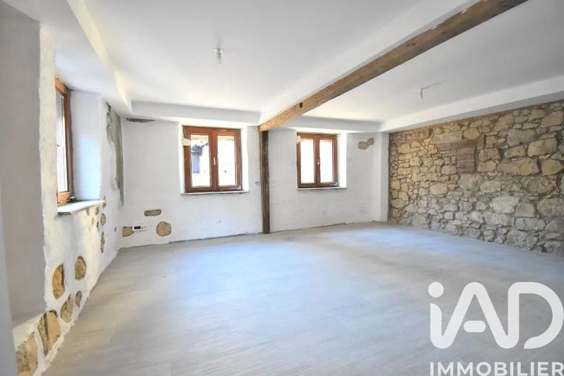 Maison - 168 m² - 7 pièces