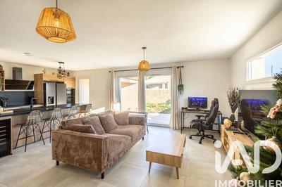 Maison - 87 m² - 5 pièces