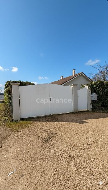 Maison - 98 m² - 4 pièces